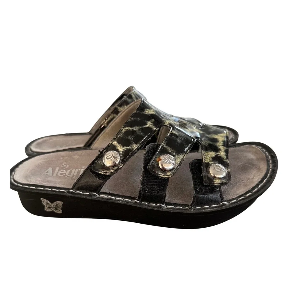 Alegria Women 39 Black Animal Print Patent Leather Slide Sandals‎ Wedge